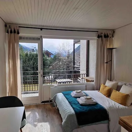 Grands Montets Studio, Argentiere, Valley Apartment Chamonix